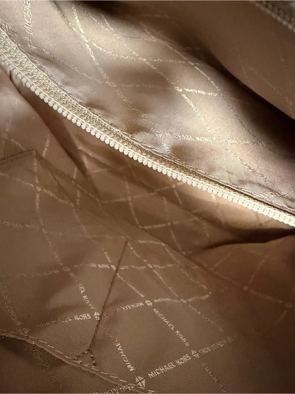 MICHAEL KORS LARGE TOTE BAG
